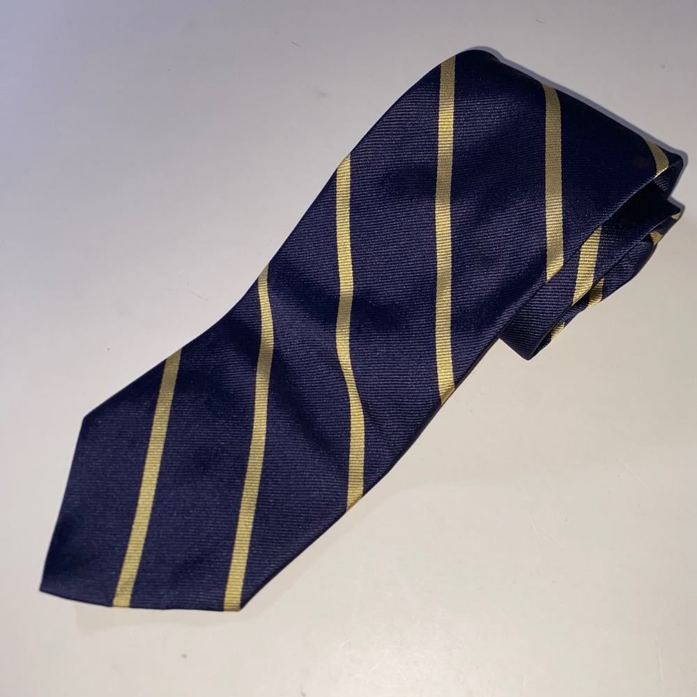 Brooks Brothers 346 Mens Navy Blue Gold Repp Stripe Silk Necktie Made in USA